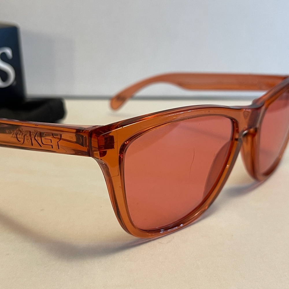 Oakley Frogskins Prizm Peach Sunglasses RARE Authentic